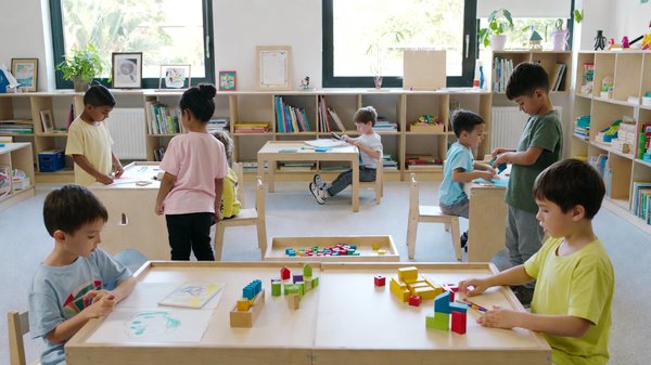 Actualité éducation montessori : clés pour une approche réussie